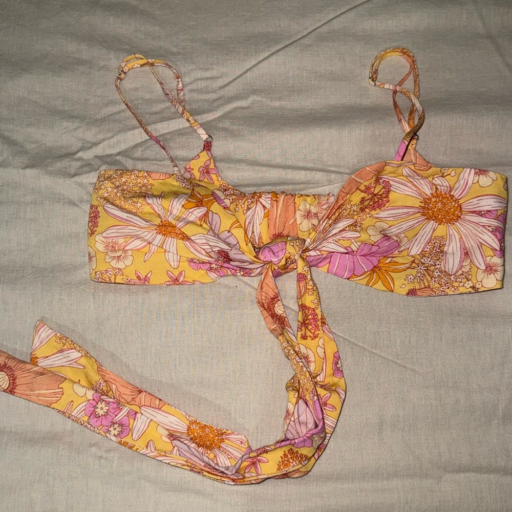 H&M Floral 2 piece short and crop top set - Picture 5 of 7